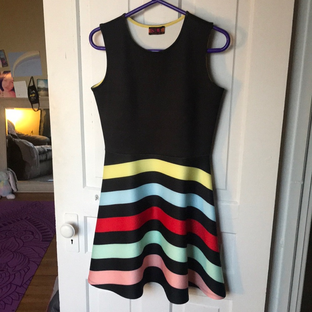 Beautiful coloured striped dress👗